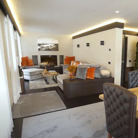 Four Bdr Penthouse Herz Central *
