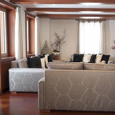 Four Bdr Penthouse Herz Central * فيربير